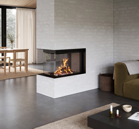 Holz-Kamin VISIO 3:1 UNIQ als Raumteiler zwischen Ess- und Wohnzimmer