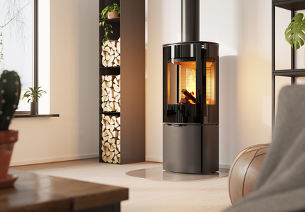 Poêle à bois CARO 110 en noir avec porte de foyer plein verre et vitre latérale