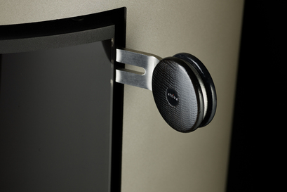 Oak wood handle black in round on a VIVA L with secure door closure SLS Self-Locking-System