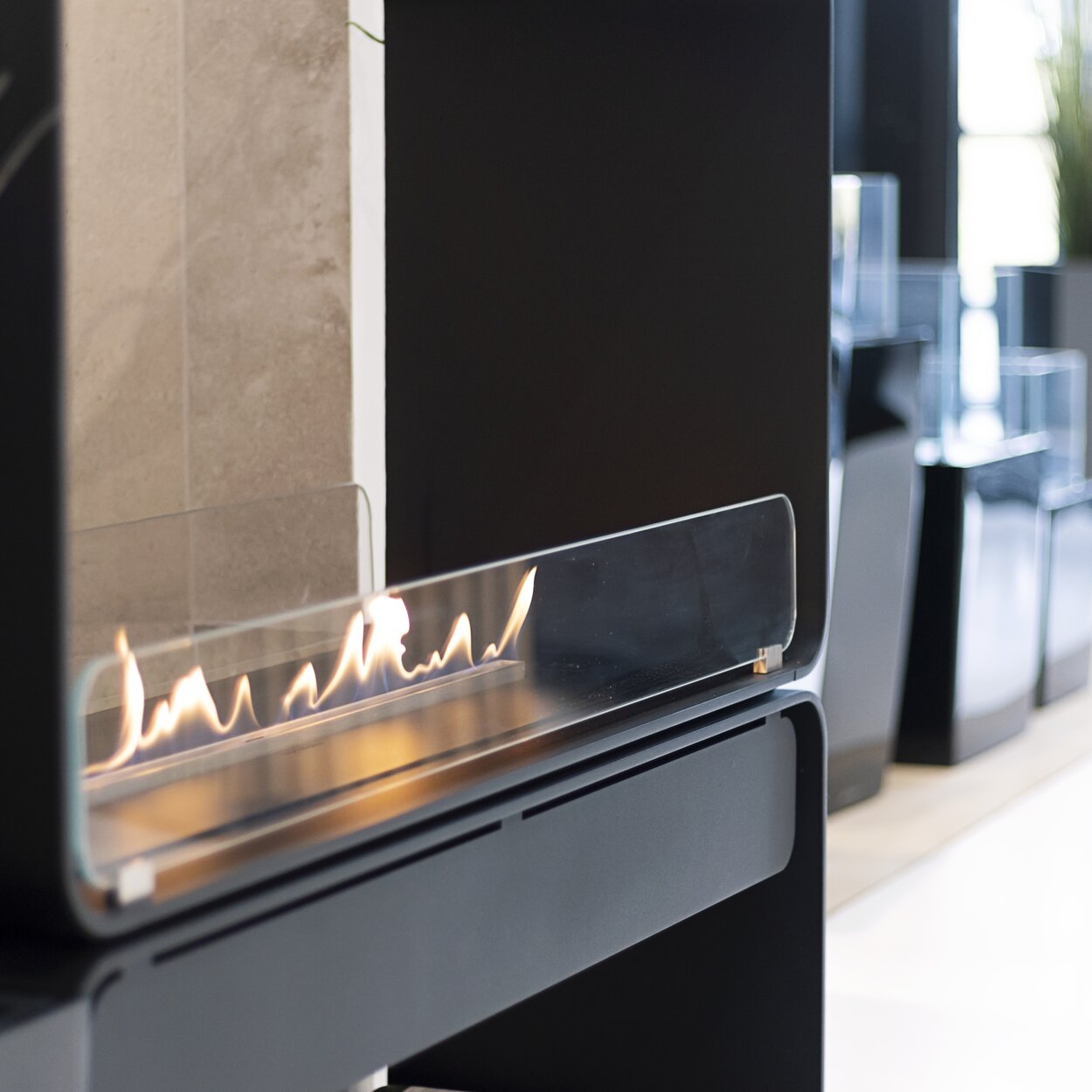 Flame of the Austin bioethanol burner