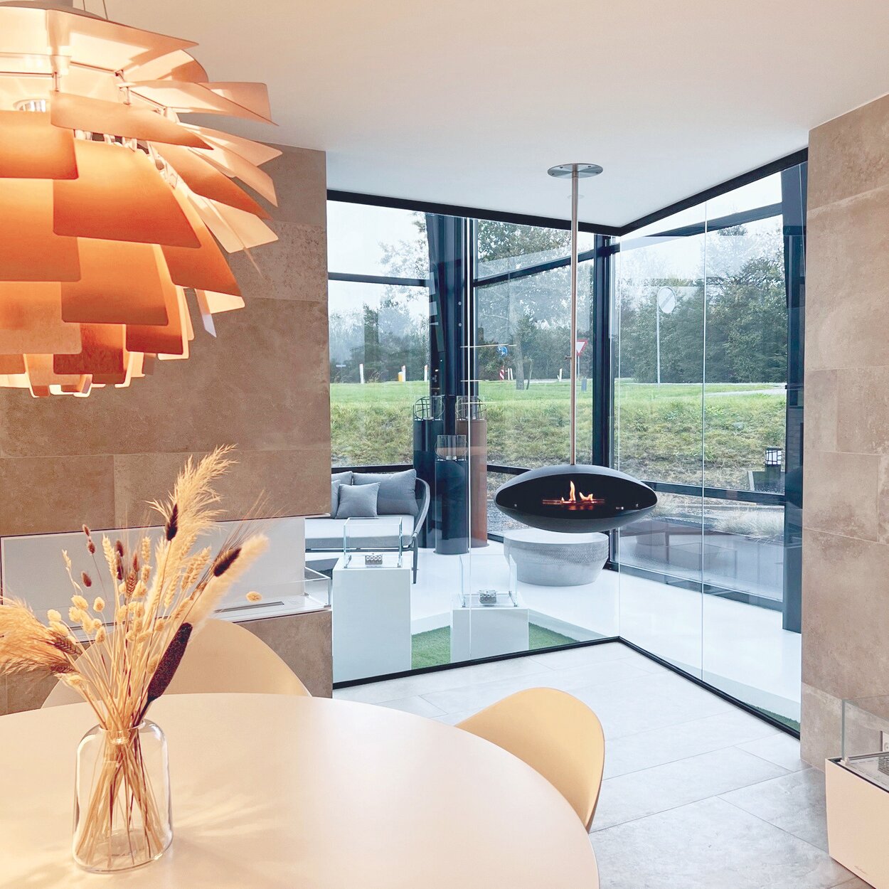 Bioethanol fireplaces ESPOO-CEILING rotating ceiling fireplace in the dining room