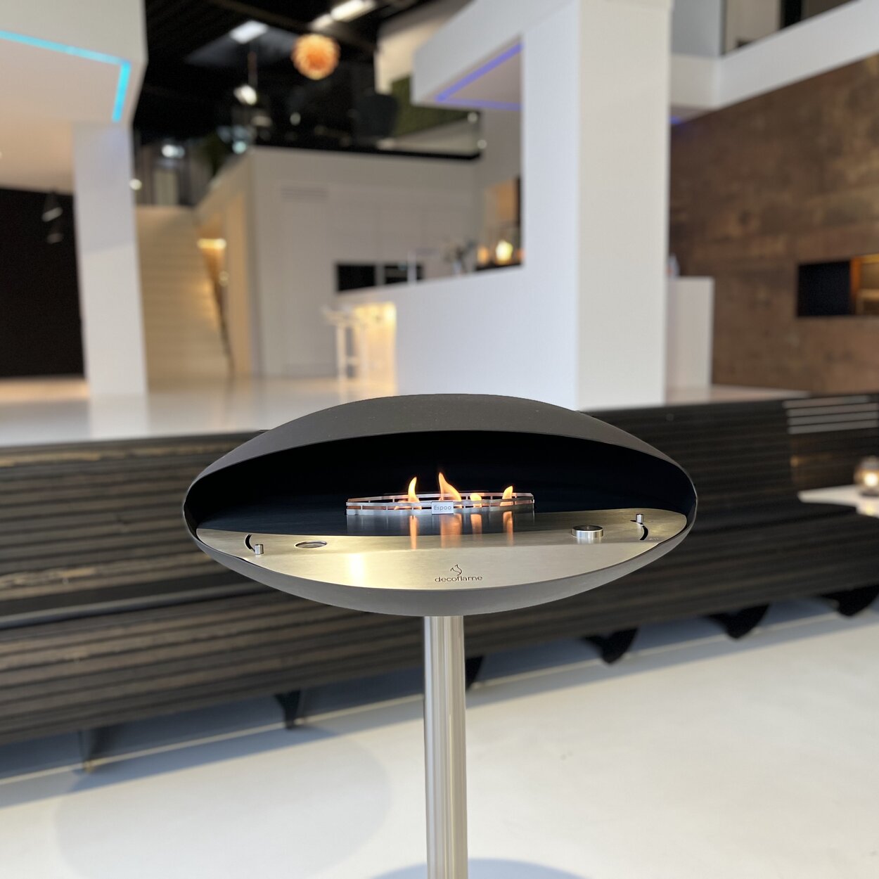 Bioethanol fireplaces Espoo-Floor on stainless steel telescopic base