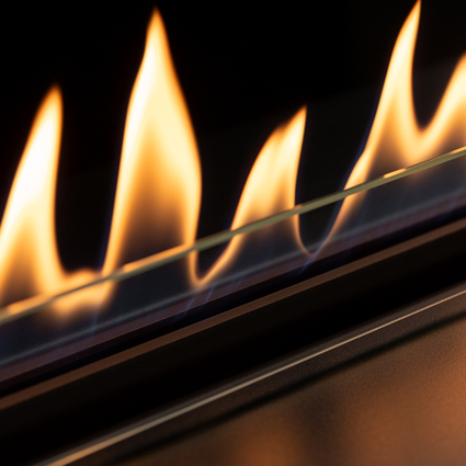 Gleichmässige Flammen bei der Bioethanol Feuerstelle FLA 4